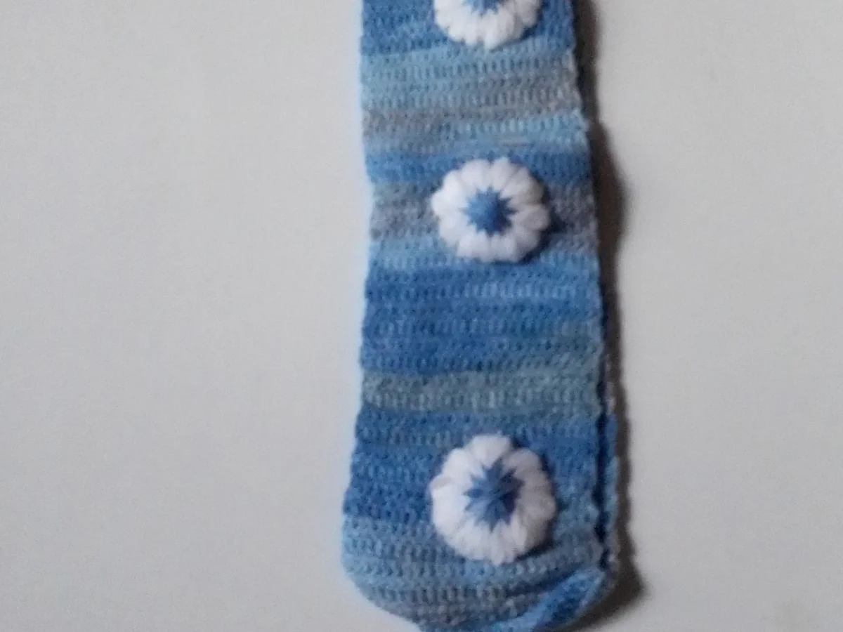 Toilet roll holder